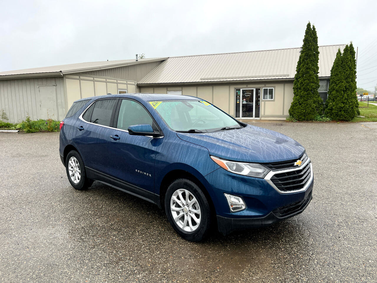 Used 2020 Chevrolet Equinox LT w/ Driver Convenience Package image 7