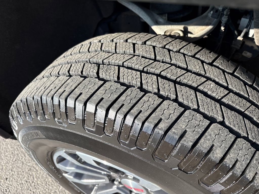 Certified 2021 GMC Sierra 1500 AT4 w/ AT4 Premium Package image 61