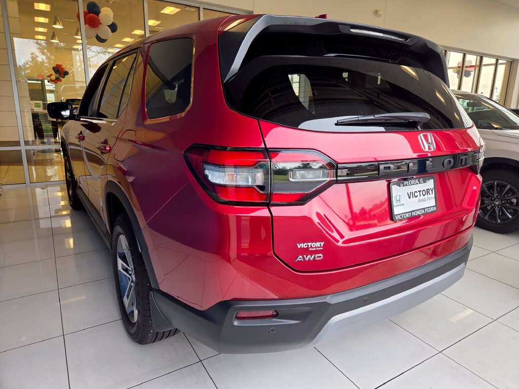 Certified 2025 Honda Pilot EX-L image 8