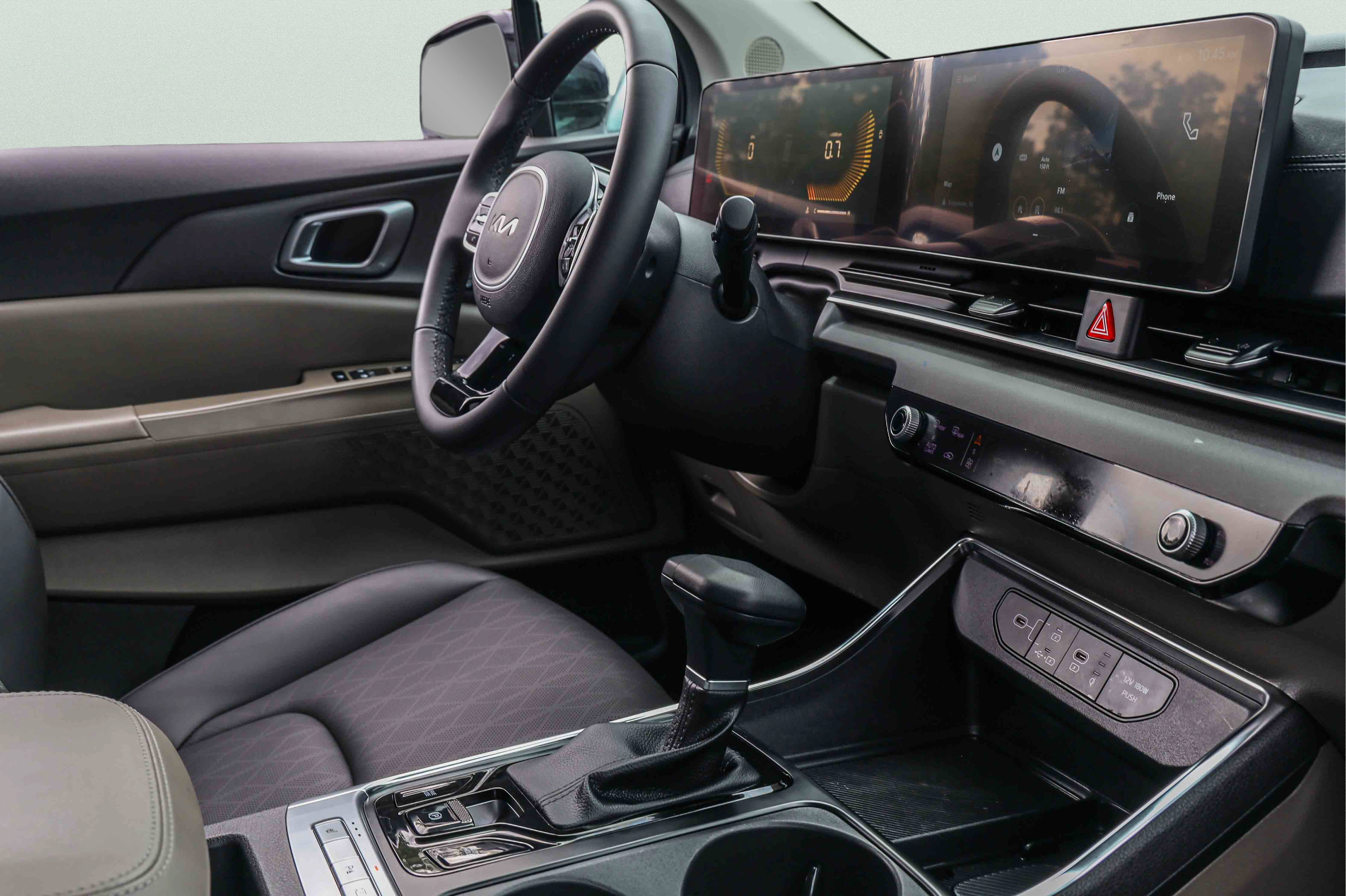 Certified 2026 Kia Carnival EX FWD image 27