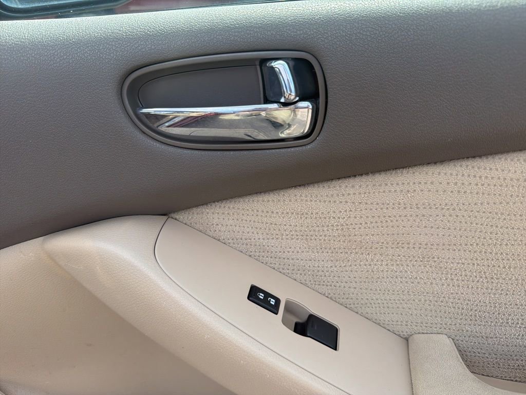 Used 2011 Nissan Altima 2.5 S w/ Special Edition Pkg FWD image 27