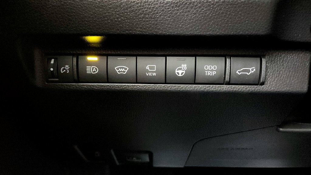 Certified 2024 Toyota RAV4 XSE w/ Advanced Technology Package AWD/4WD image 34