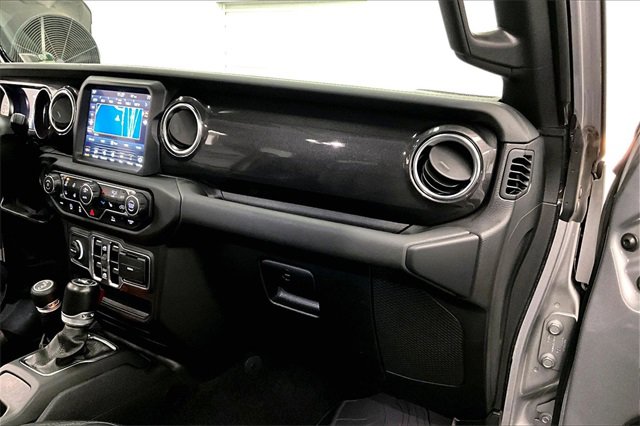 Used 2021 Jeep Wrangler Unlimited Sahara image 17