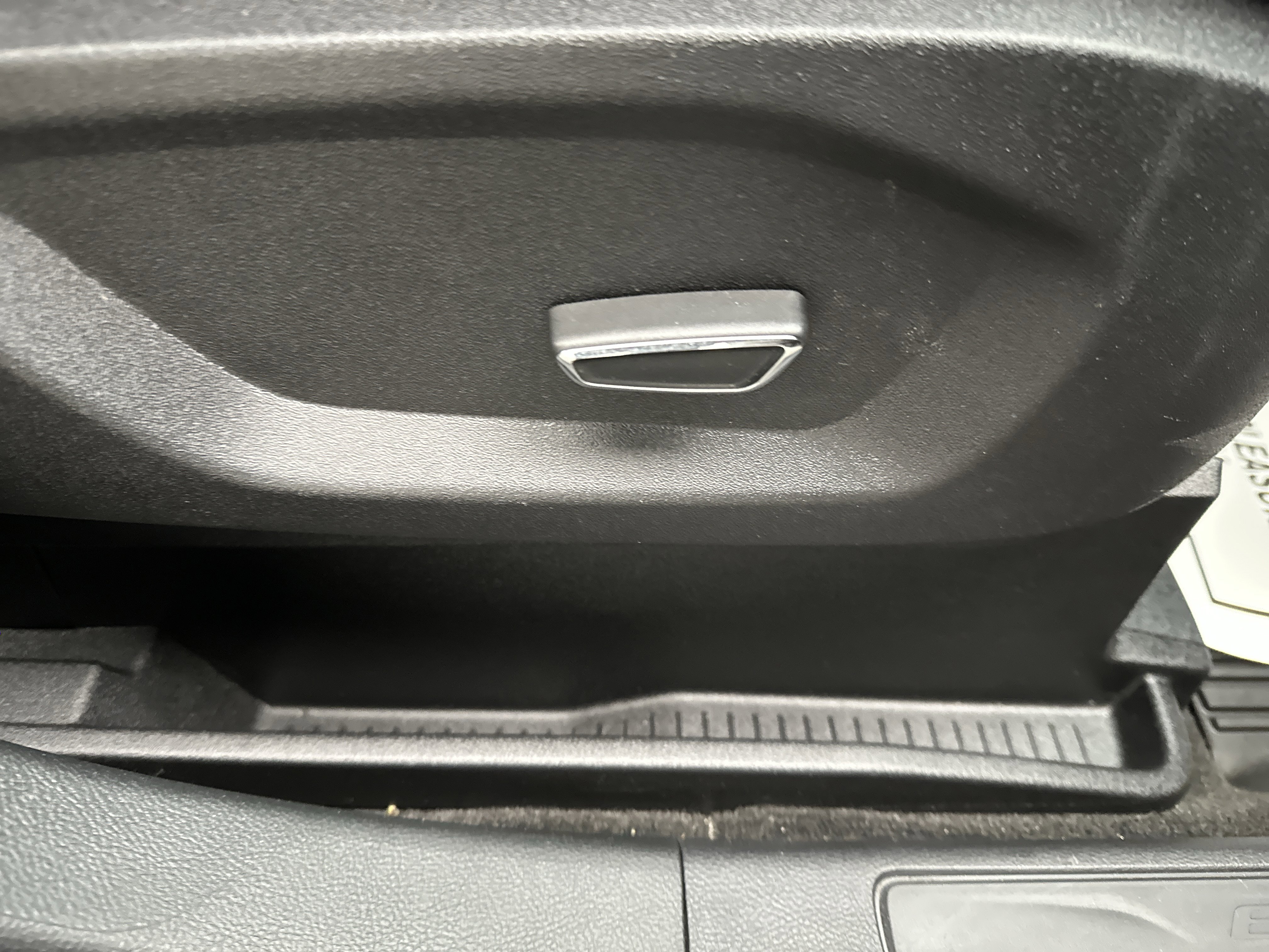 Used 2019 Ford Edge SEL w/ Equipment Group 201A image 23