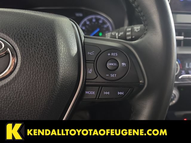 Used 2024 Toyota Venza LE AWD/4WD image 13