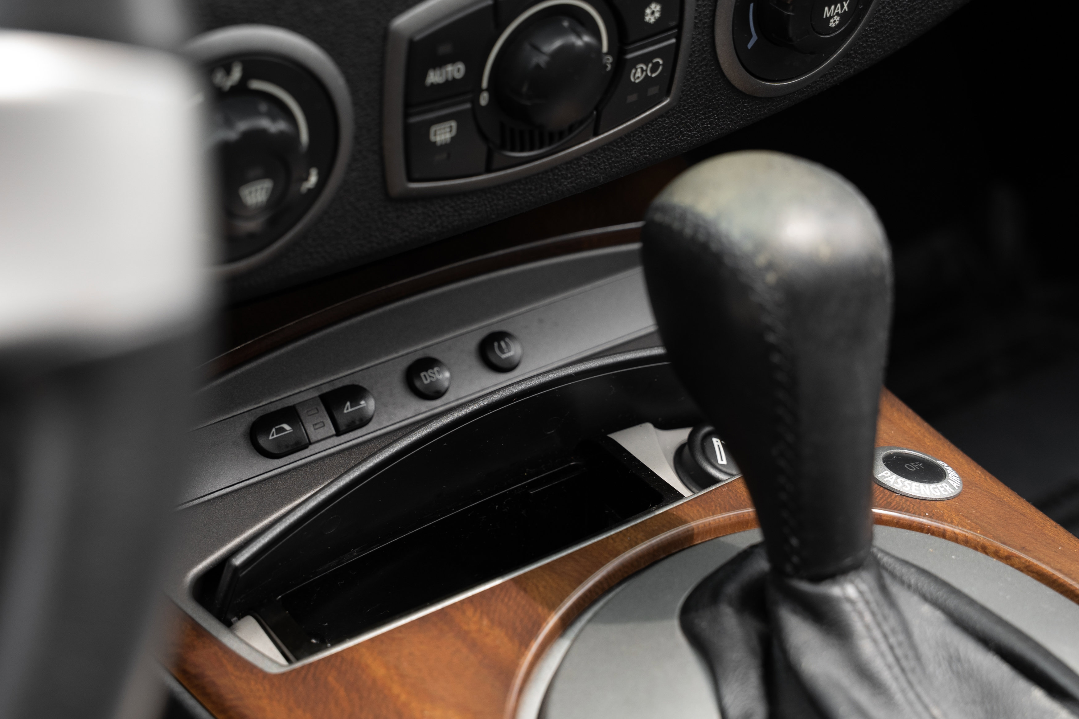 Used 2003 BMW Z4 2.5i RWD image 16