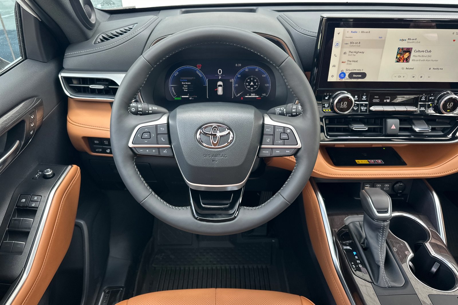 Certified 2026 Toyota Highlander Platinum AWD/4WD image 13