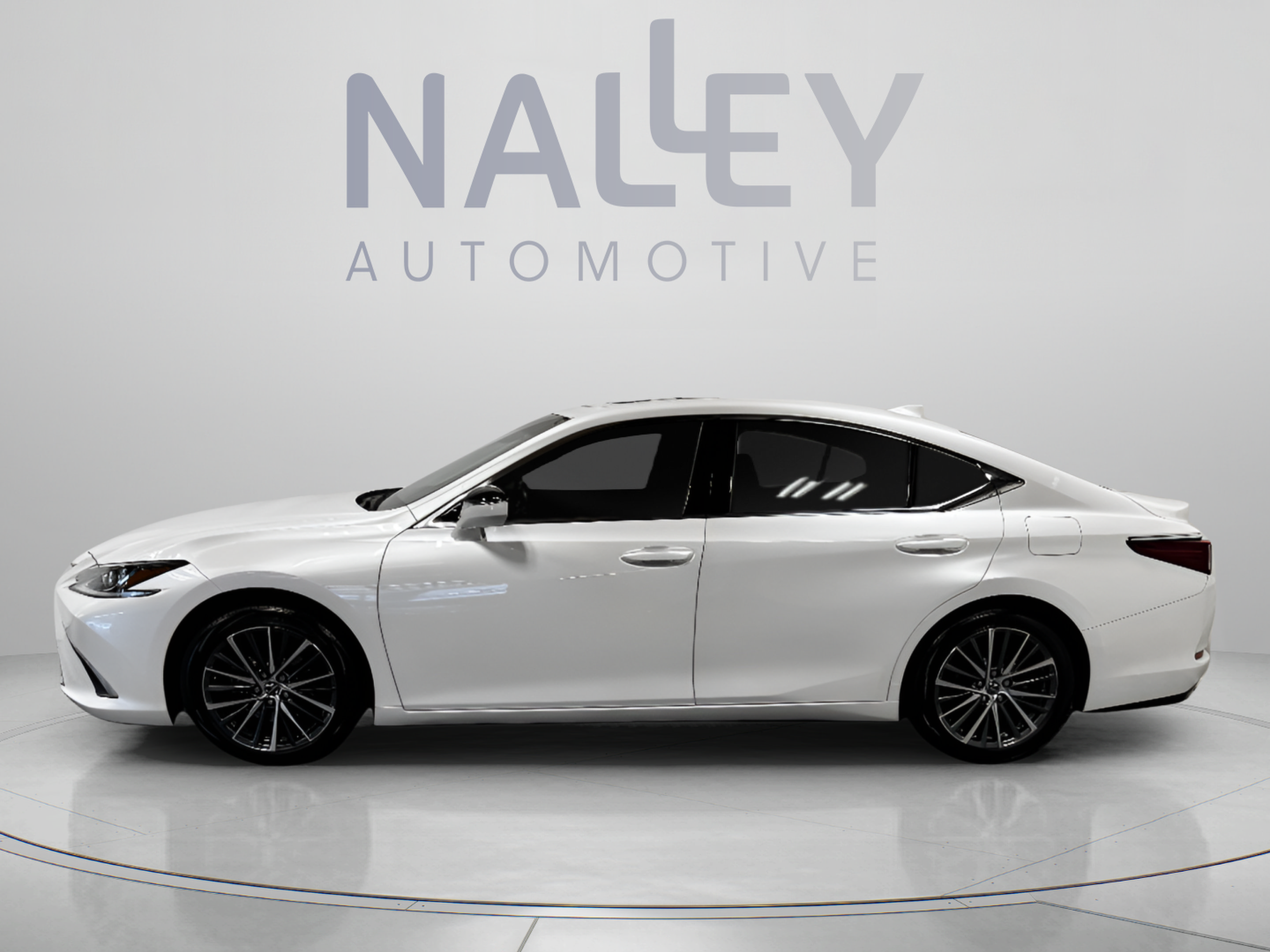 Used 2022 Lexus ES 350 w/ Premium Package FWD image 2