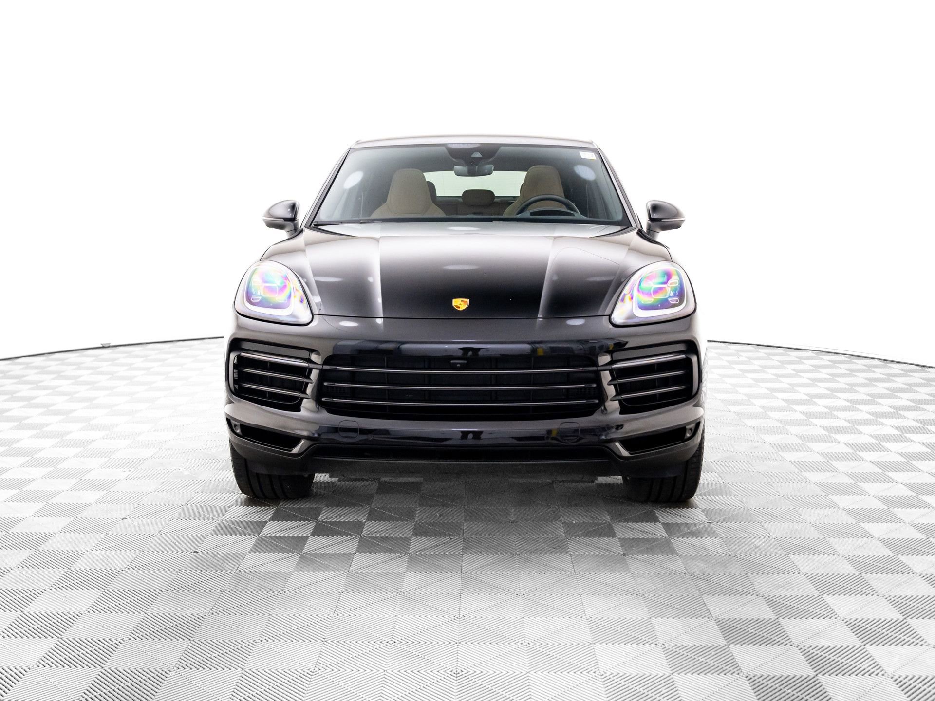 Certified 2023 Porsche Cayenne Platinum Edition image 8