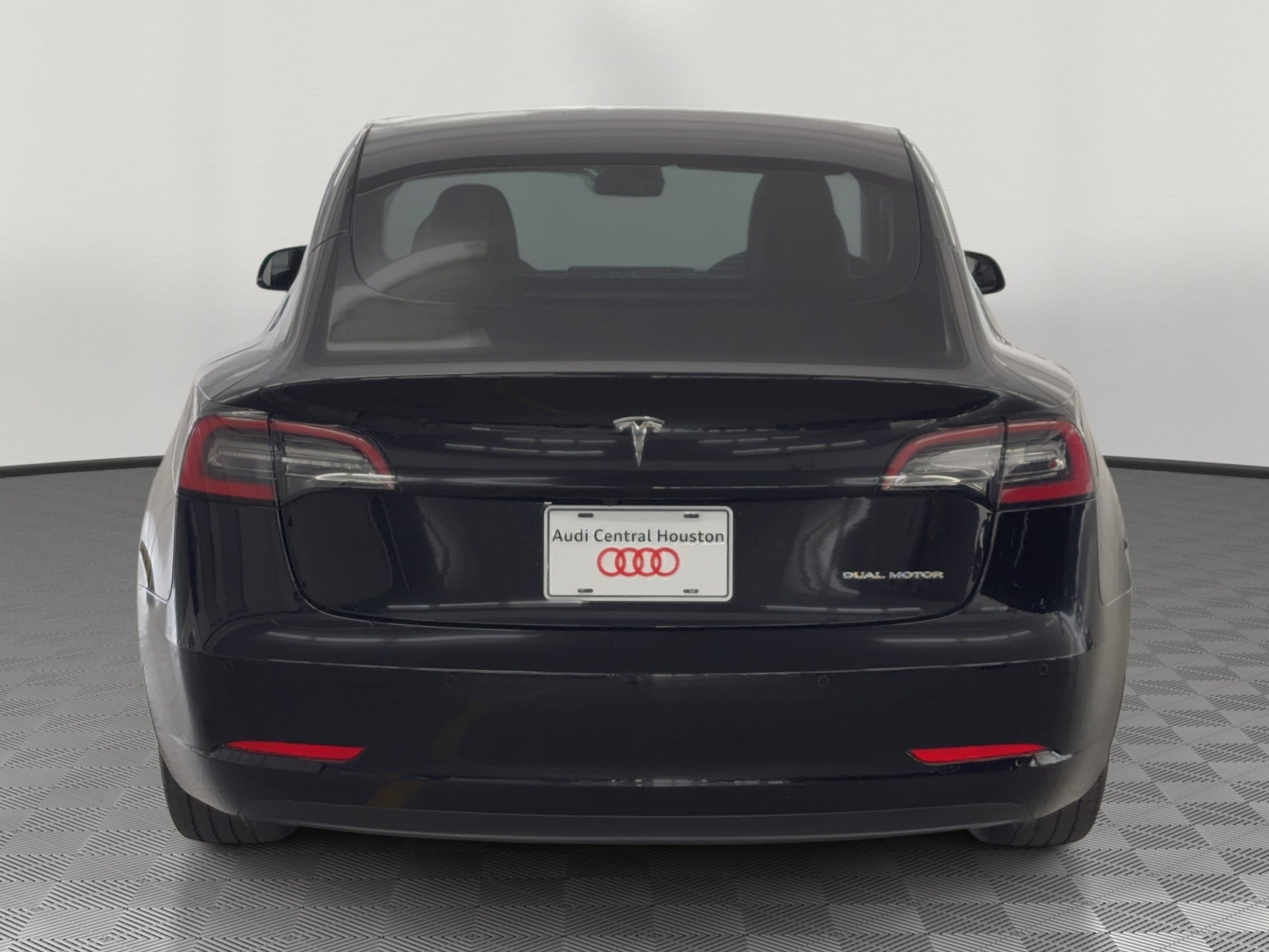 Used 2022 Tesla Model 3 Long Range AWD/4WD image 10