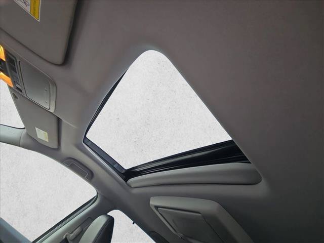 Used 2021 Honda Pilot Touring image 14
