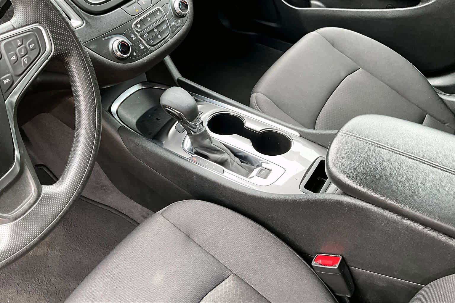 Used 2024 Chevrolet Malibu LT FWD image 14