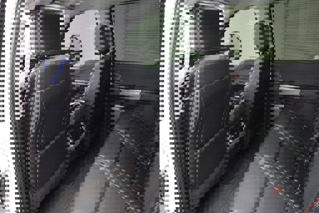 Used 2023 Ford F250 Lariat w/ Lariat Ultimate Package image 17