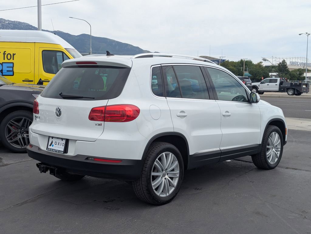 Used 2016 Volkswagen Tiguan SE FWD image 4