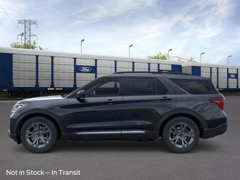 New 2025 Ford Explorer Active w/ Active Comfort Package image 4