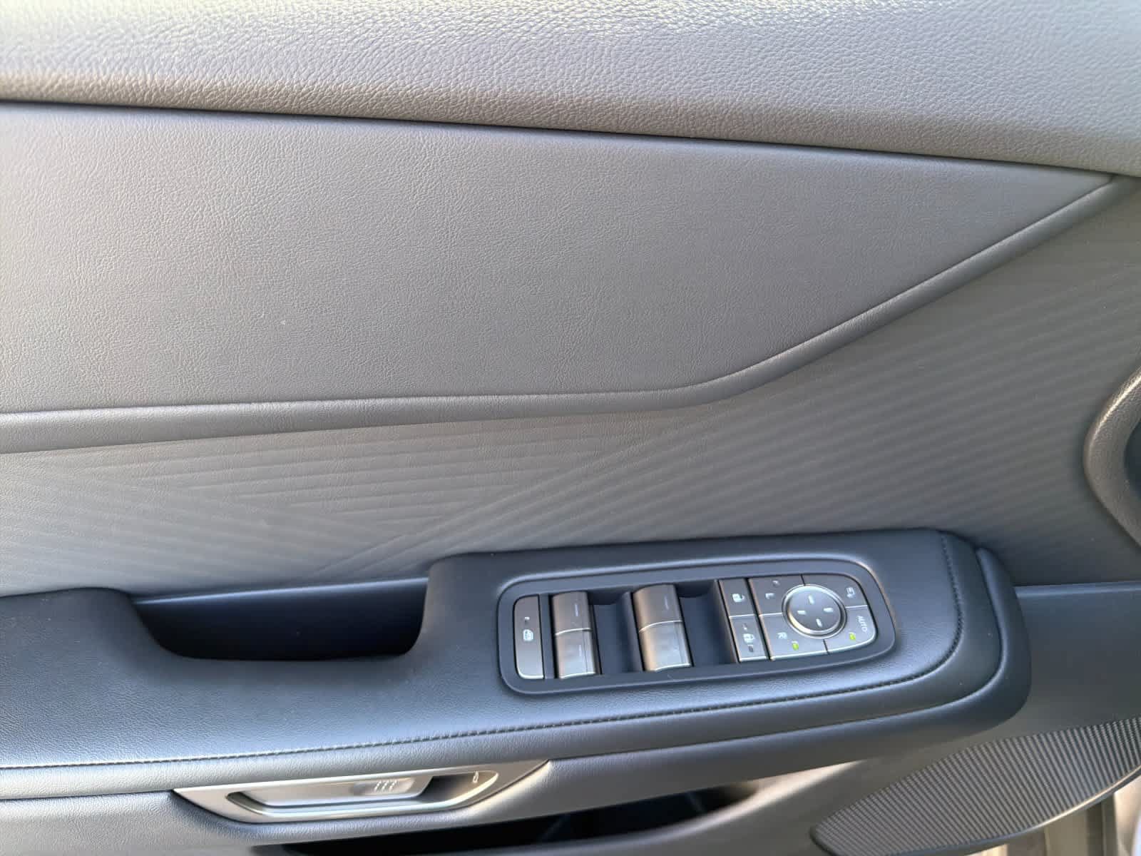 New 2026 Lexus ES 350h AWD w/ Convenience Package image 12