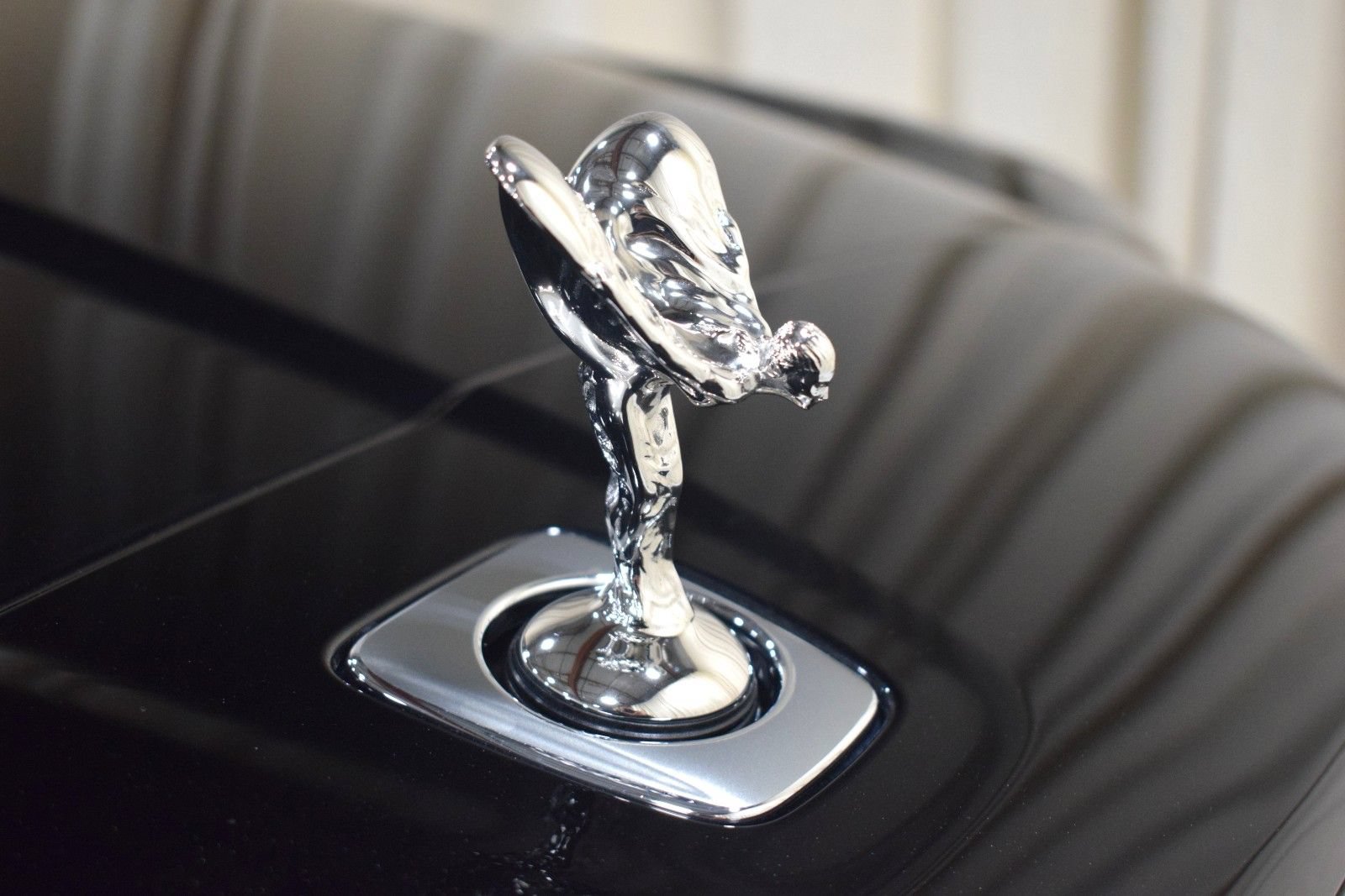 New 2026 Rolls-Royce Cullinan AWD/4WD image 6