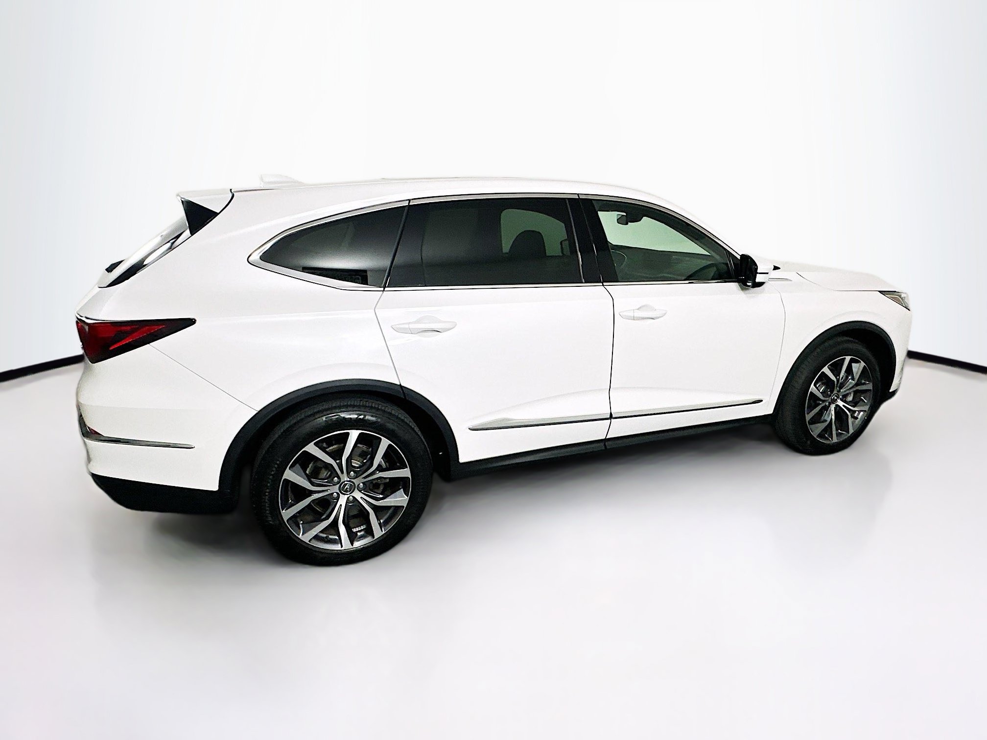 Used 2023 Acura MDX SH-AWD w/ Technology Package image 10