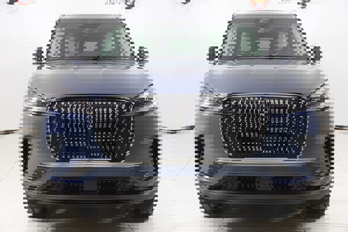 Used 2025 Lincoln Aviator Reserve w/ Illumination Package AWD/4WD image 58