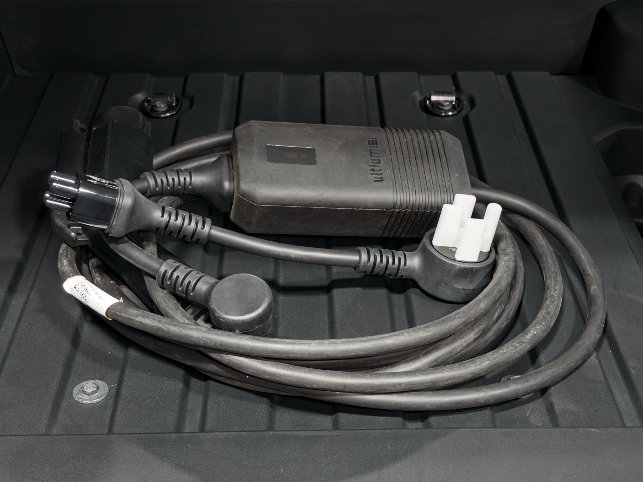 Used 2026 GMC Sierra EV Elevation AWD/4WD image 6