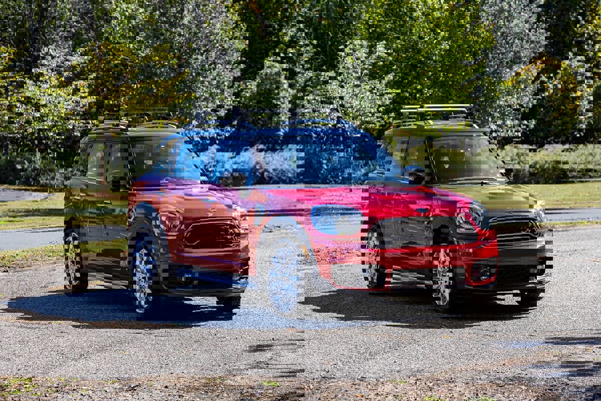 Used 2020 MINI Cooper Countryman S w/ Premium Package image 2