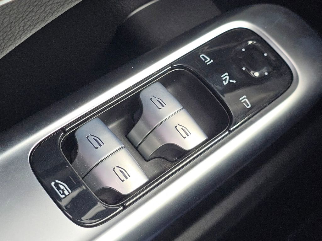 Certified 2023 Mercedes-Benz C 300 4MATIC Sedan image 27