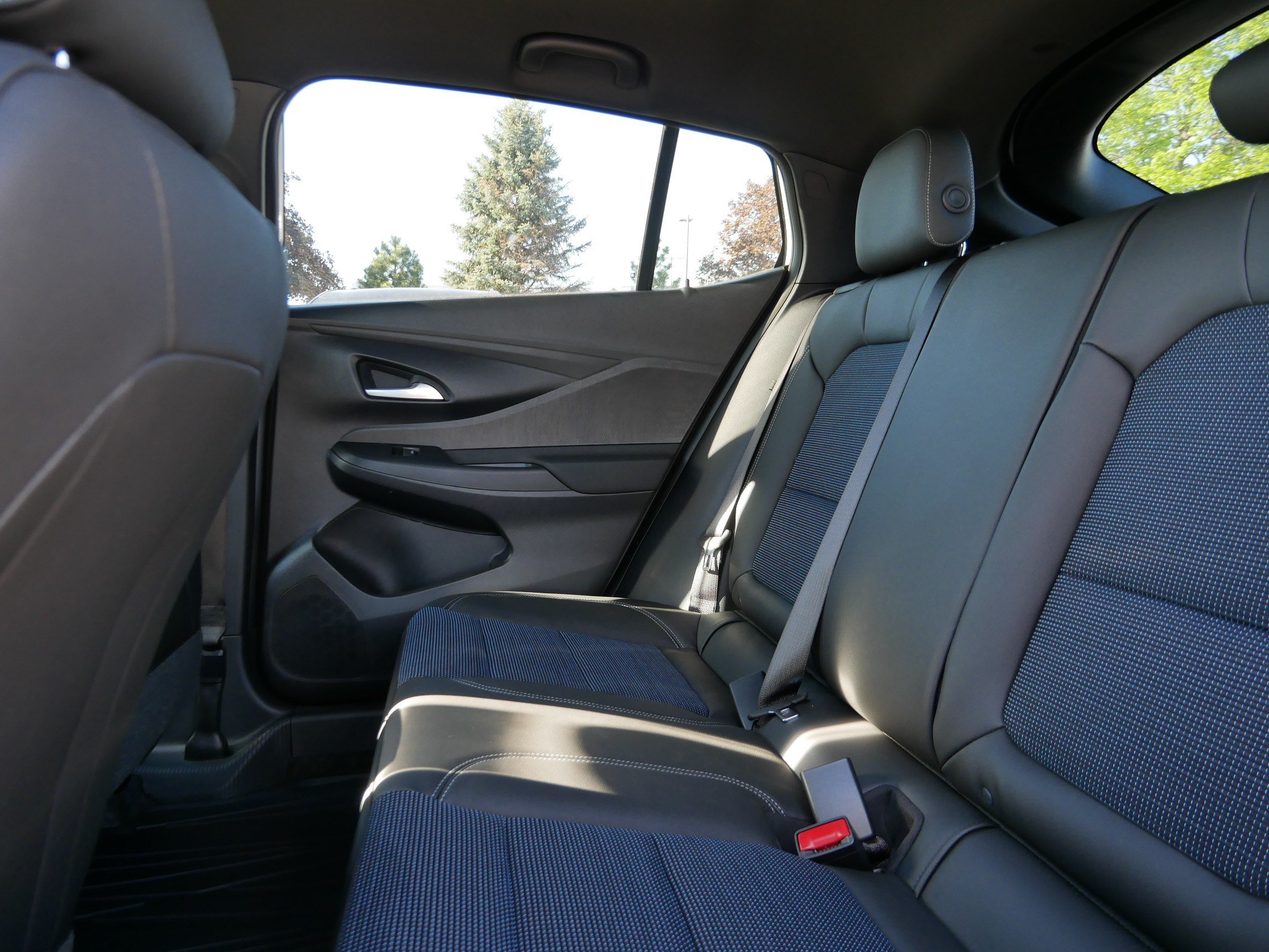 New 2026 Buick Envista Sport Touring w/ Convenience I Package FWD image 5