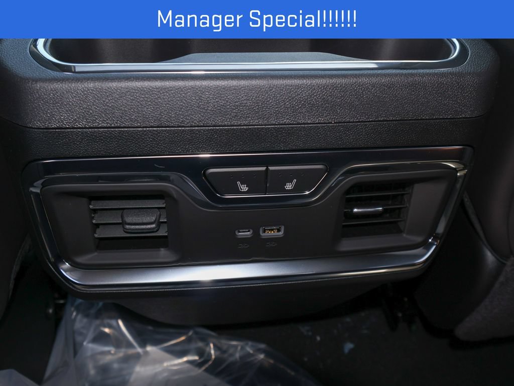 New 2026 GMC Sierra 3500 Denali Ultimate AWD/4WD image 12