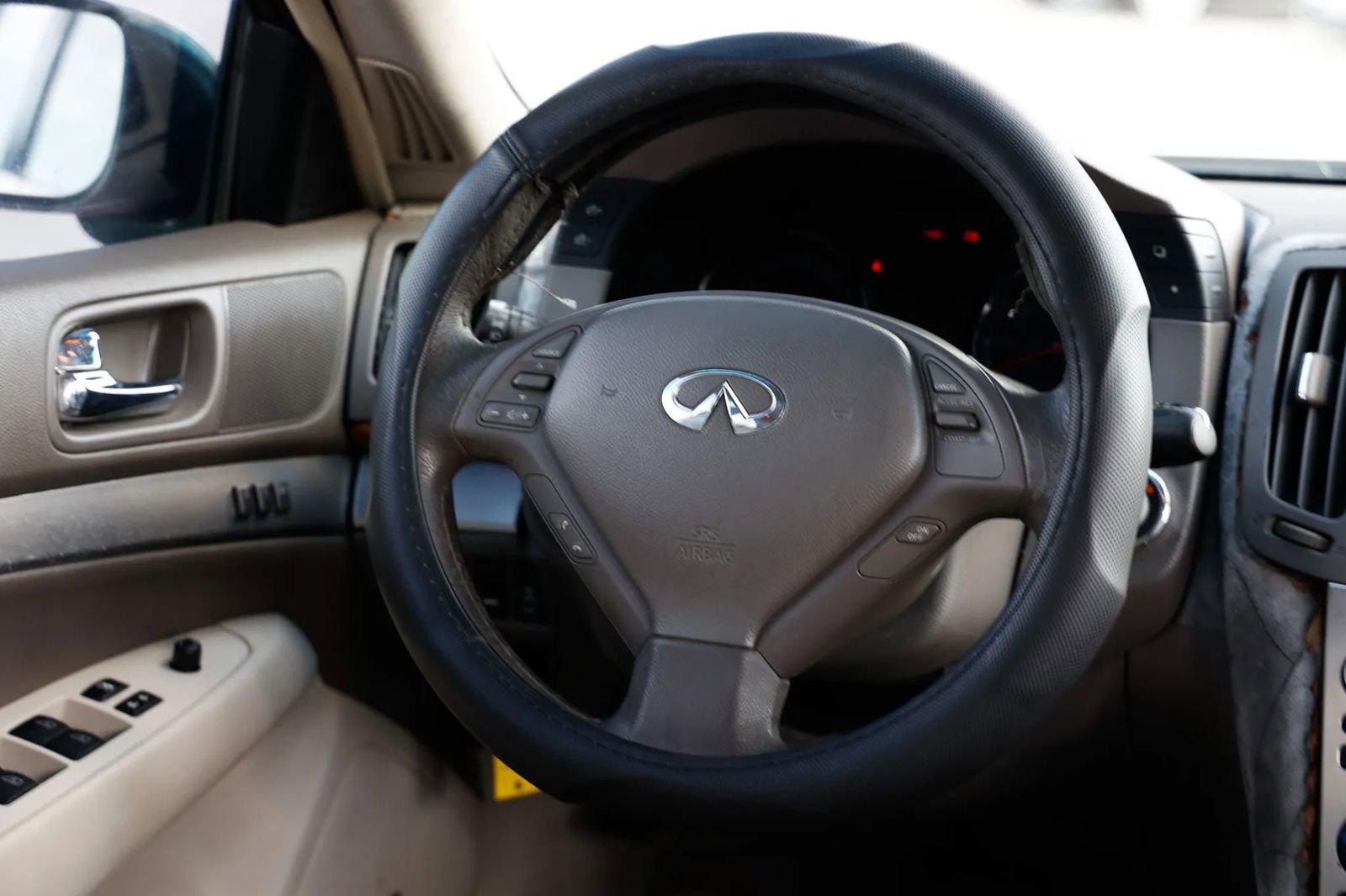 Used 2012 INFINITI G37 Journey w/ Premium Pkg image 27