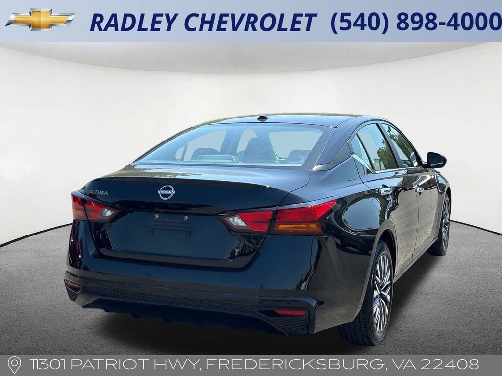 Used 2025 Nissan Altima 2.5 SV FWD image 19