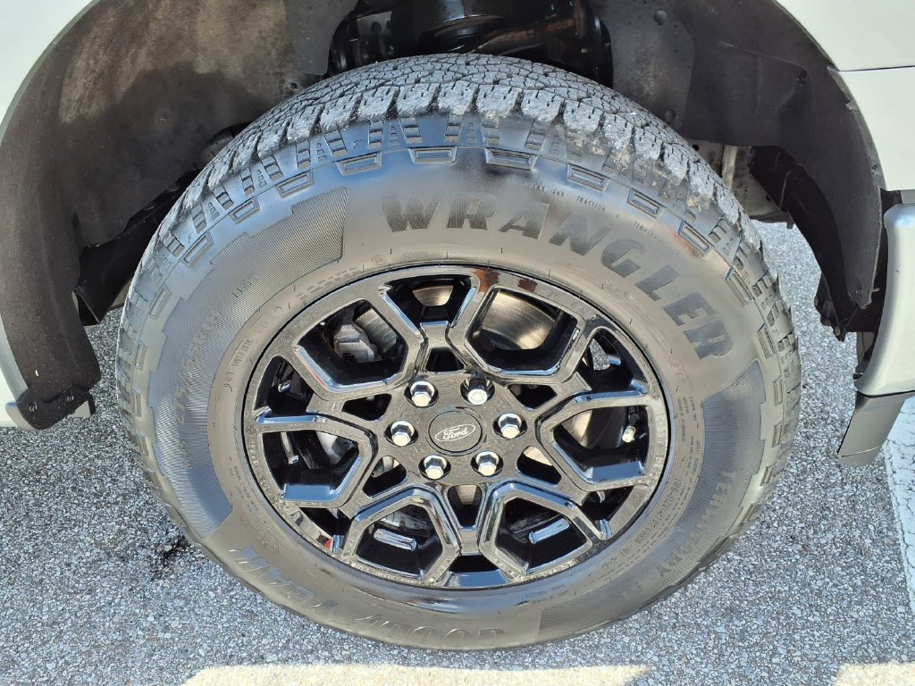 Used 2024 Ford F150 XLT w/ Equipment Group 302A MID AWD/4WD image 9