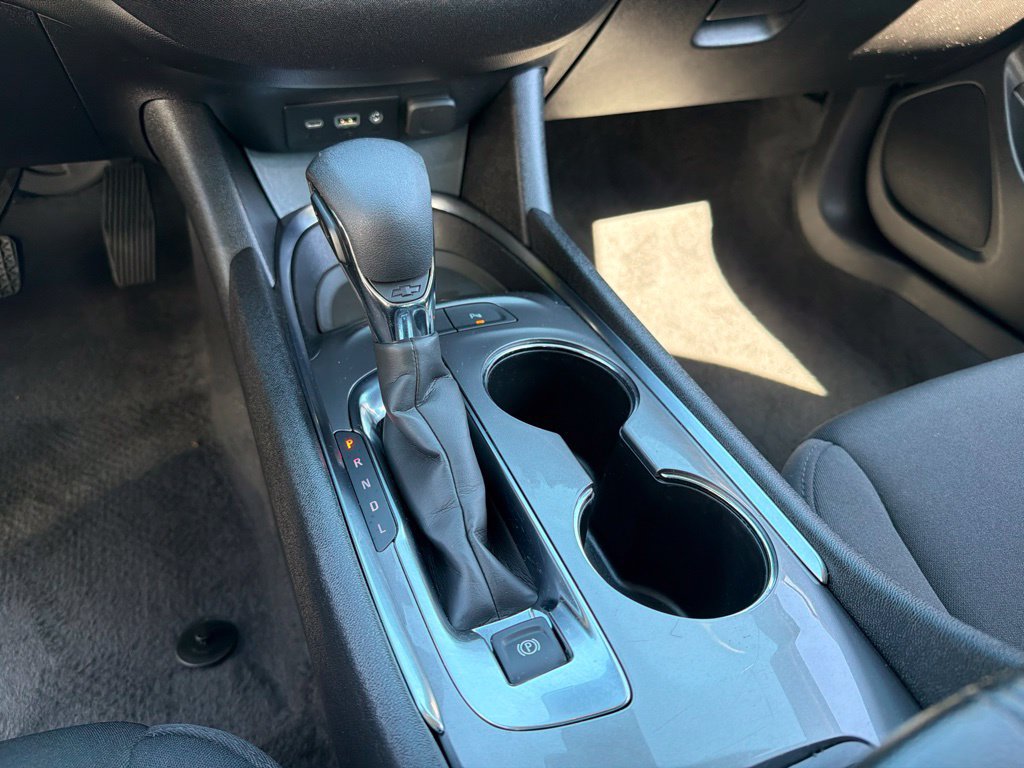 Used 2025 Chevrolet Malibu LT FWD image 18