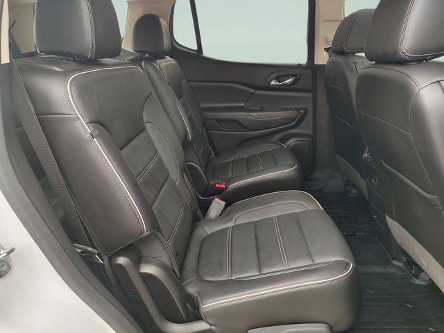 Used 2020 GMC Acadia Denali w/ Technology Package FWD image 32