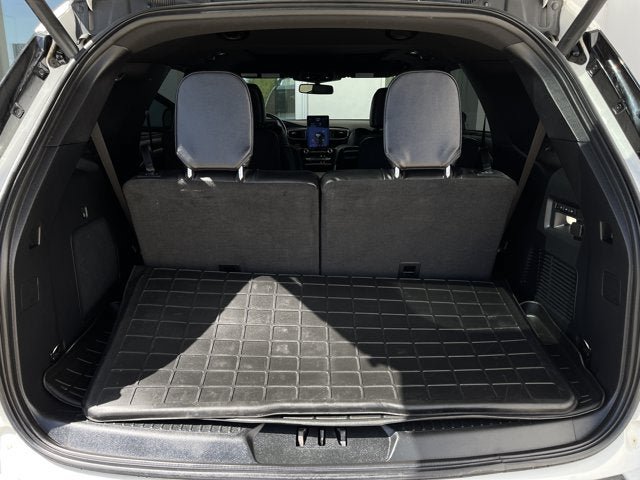 Used 2022 Ford Explorer ST w/ Equipment Group 401A AWD/4WD image 23