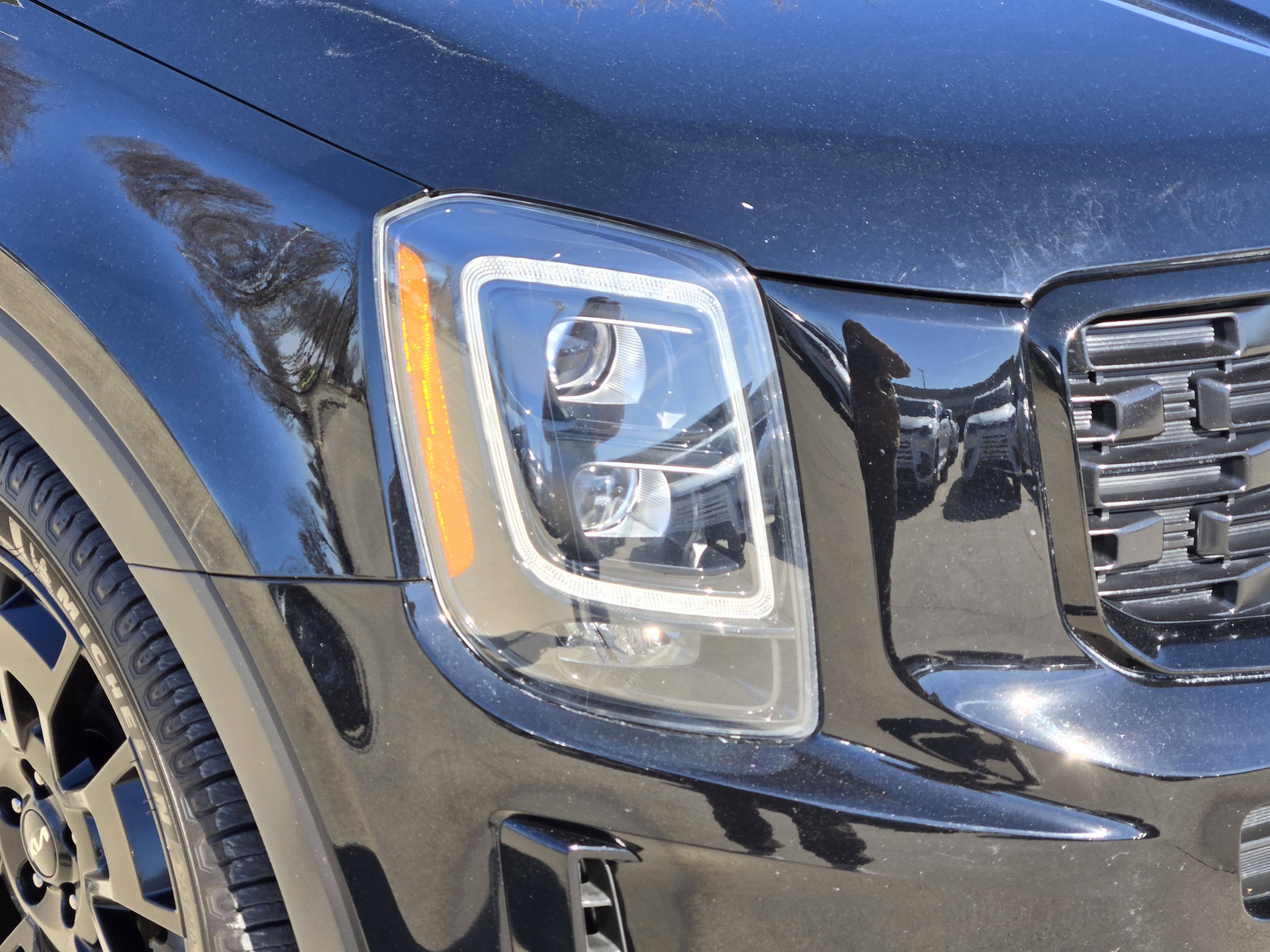 Used 2022 Kia Telluride SX w/ Nightfall Edition Package image 8