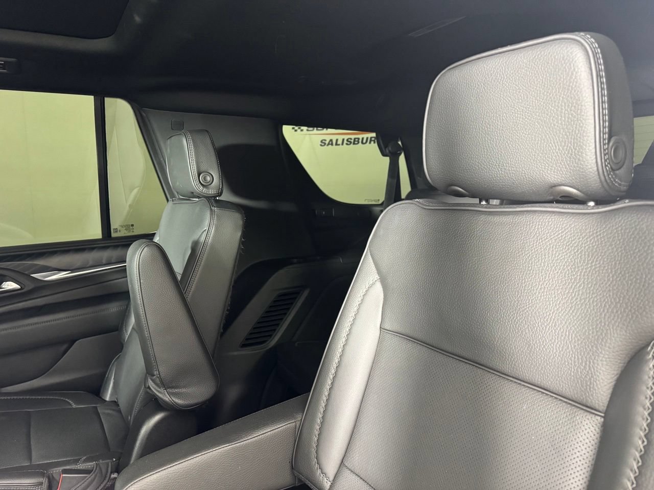Used 2022 GMC Yukon Denali AWD/4WD image 29