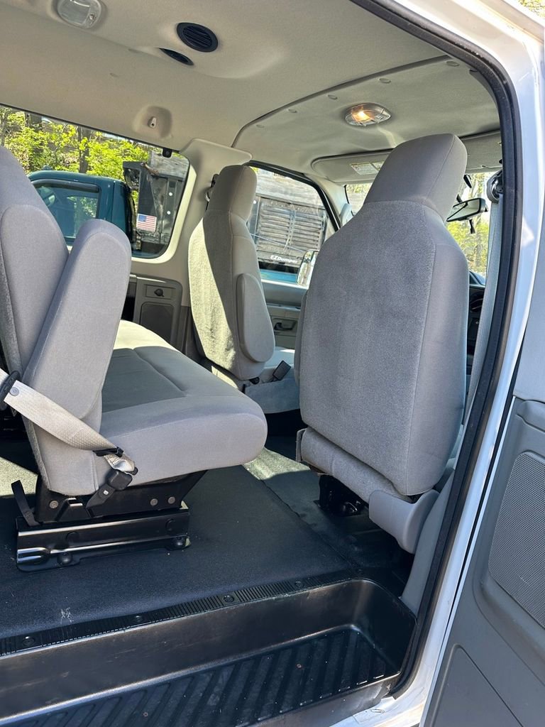 Used 2012 Ford E-350 and Econoline 350 XLT RWD image 26