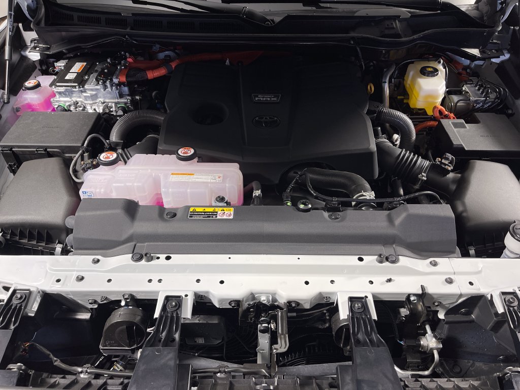 New 2026 Toyota Tundra Platinum AWD/4WD image 9