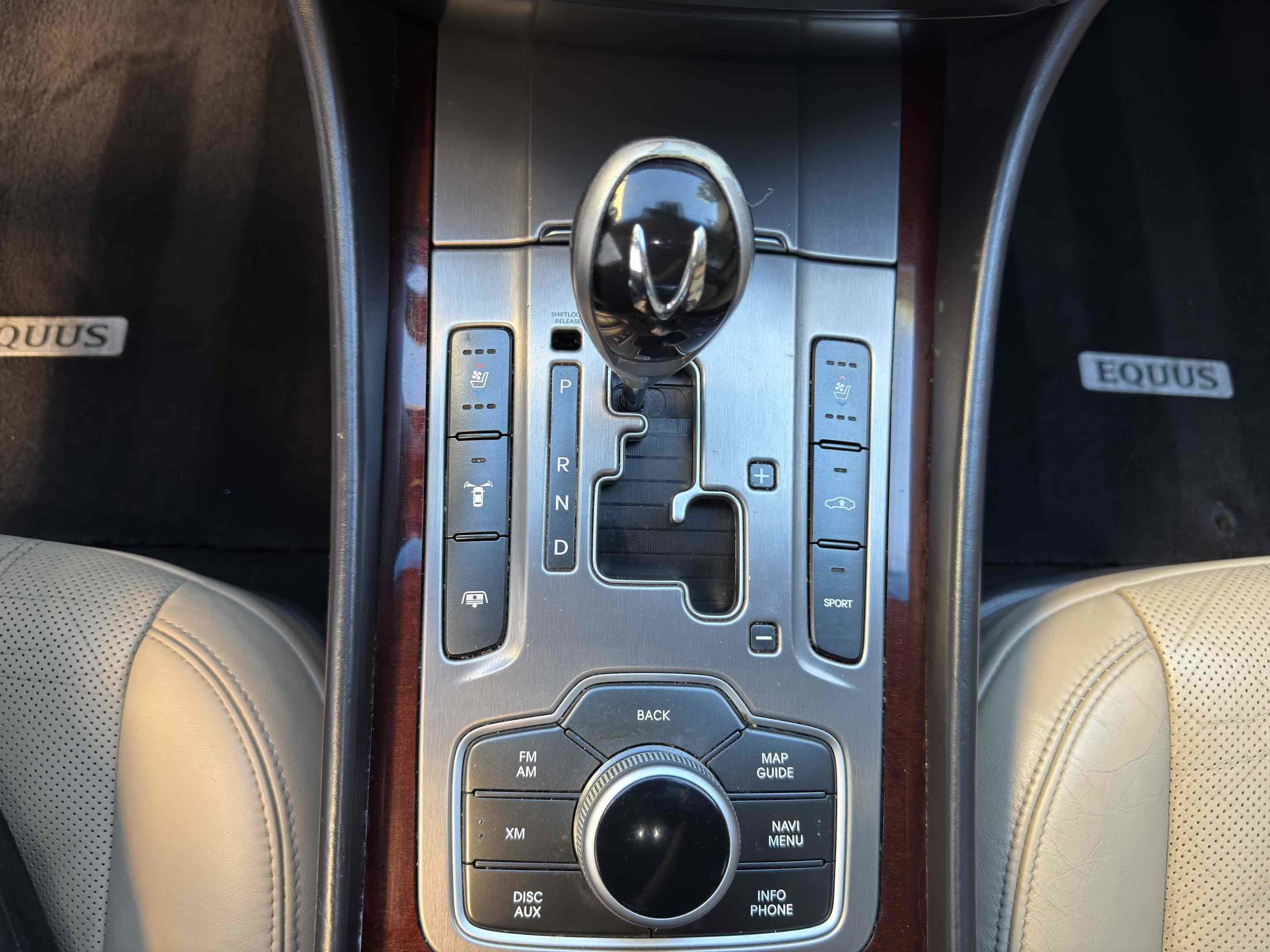 Used 2011 Hyundai Equus Ultimate image 45