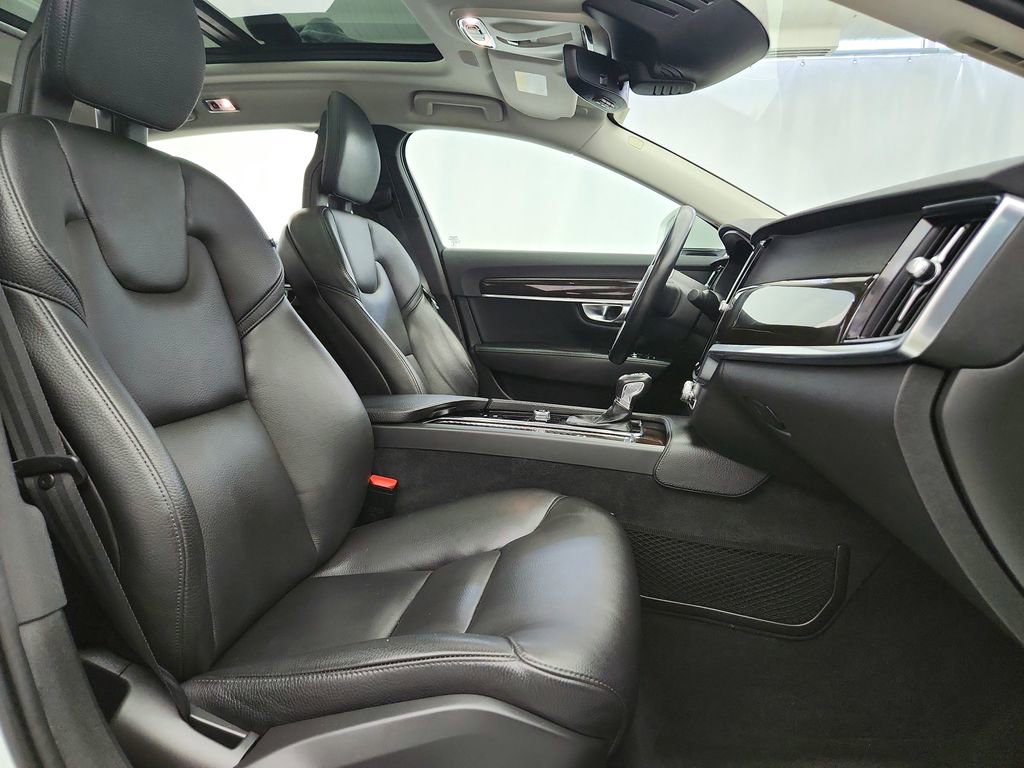 Used 2018 Volvo S90 T5 Momentum w/ Convenience Package image 31