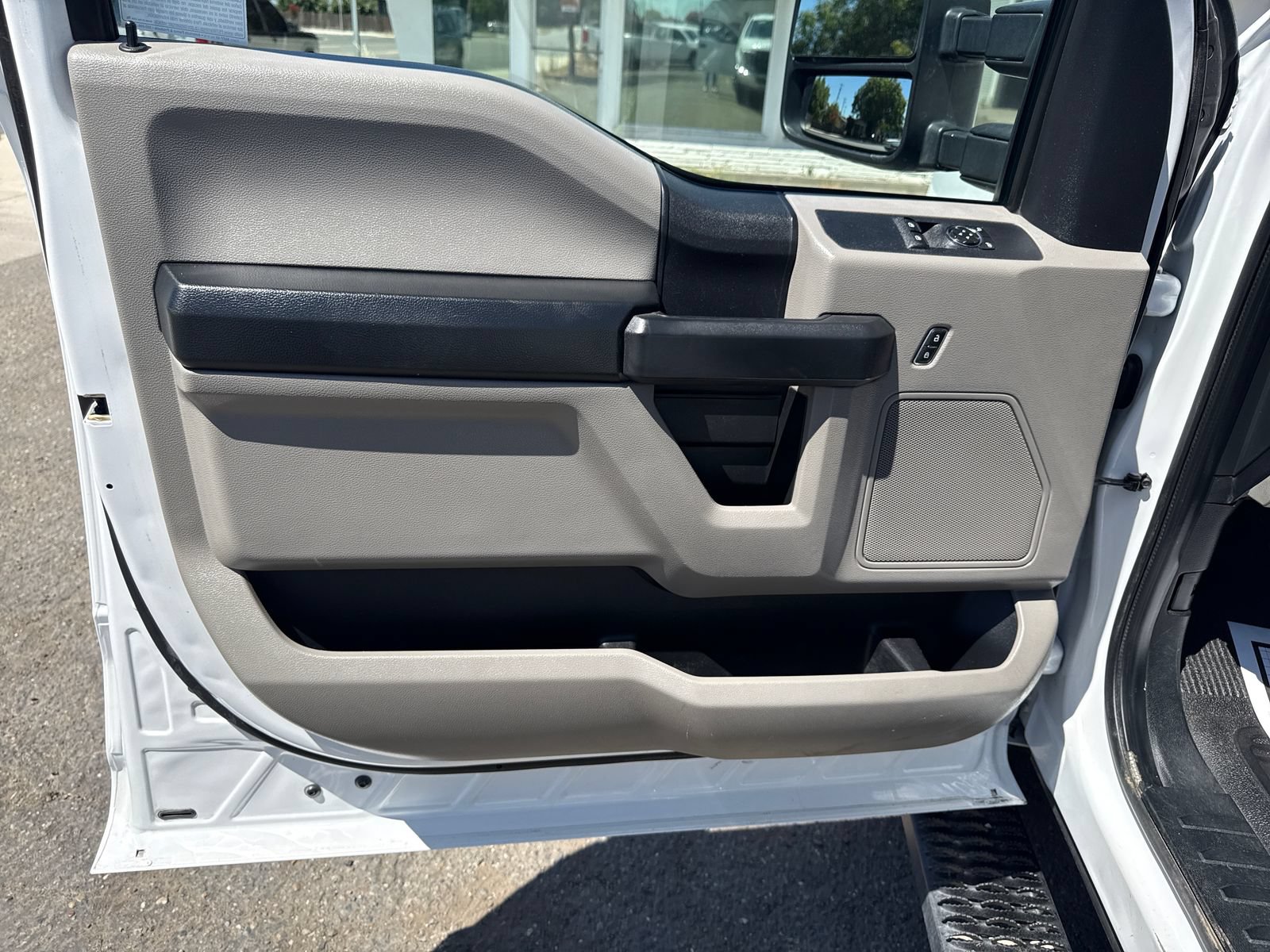 Used 2018 Ford F250 XL w/ Power Equipment Group AWD/4WD image 10