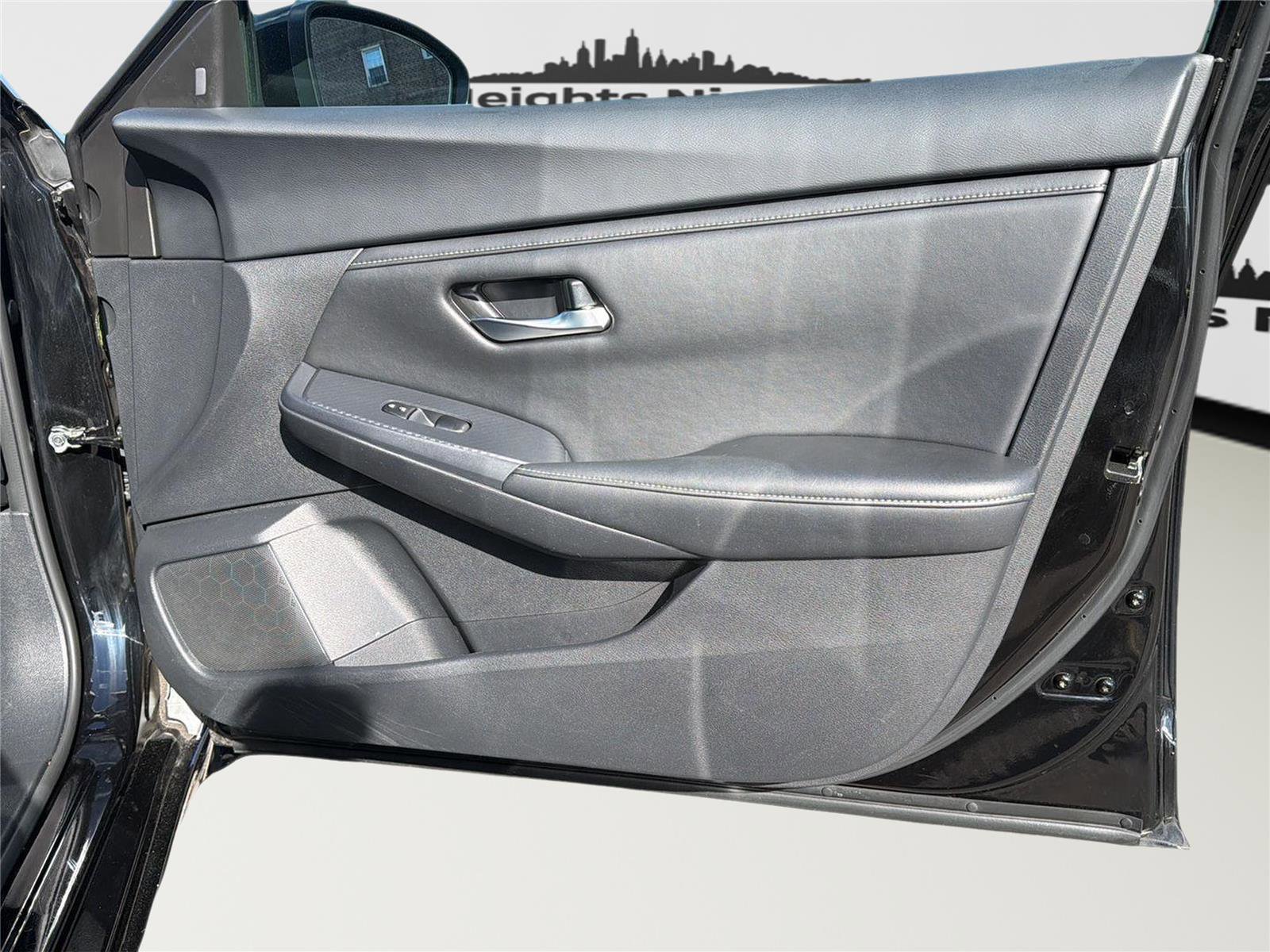 Used 2023 Nissan Sentra SV FWD image 27