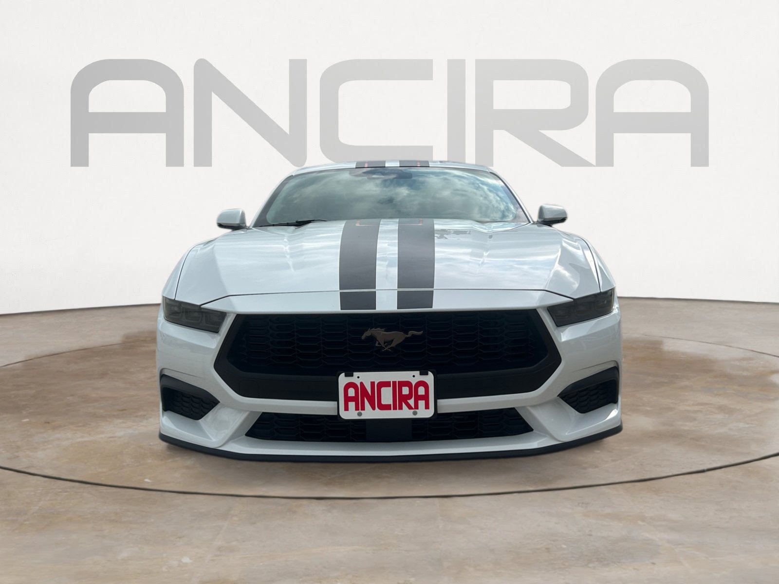 Used 2025 Ford Mustang Premium RWD image 5
