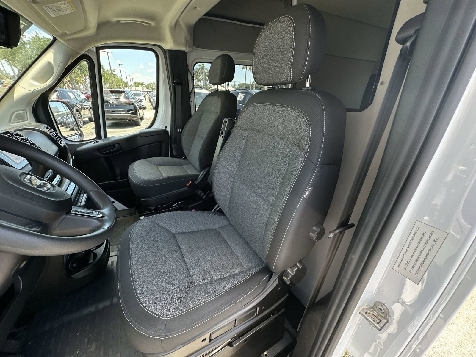 Used 2023 RAM ProMaster 1500 FWD image 11