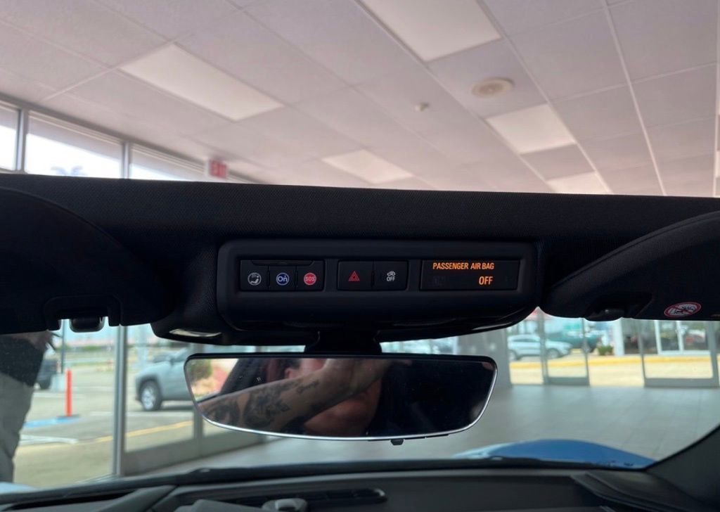 Used 2020 Chevrolet Corvette Stingray Preferred Conv w/ 2LT Preferred Equipment Group RWD image 46