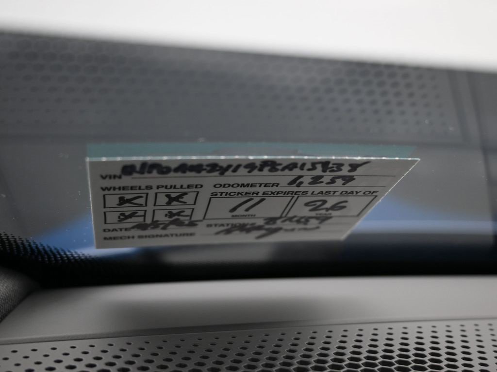 Used 2023 Porsche Taycan image 9