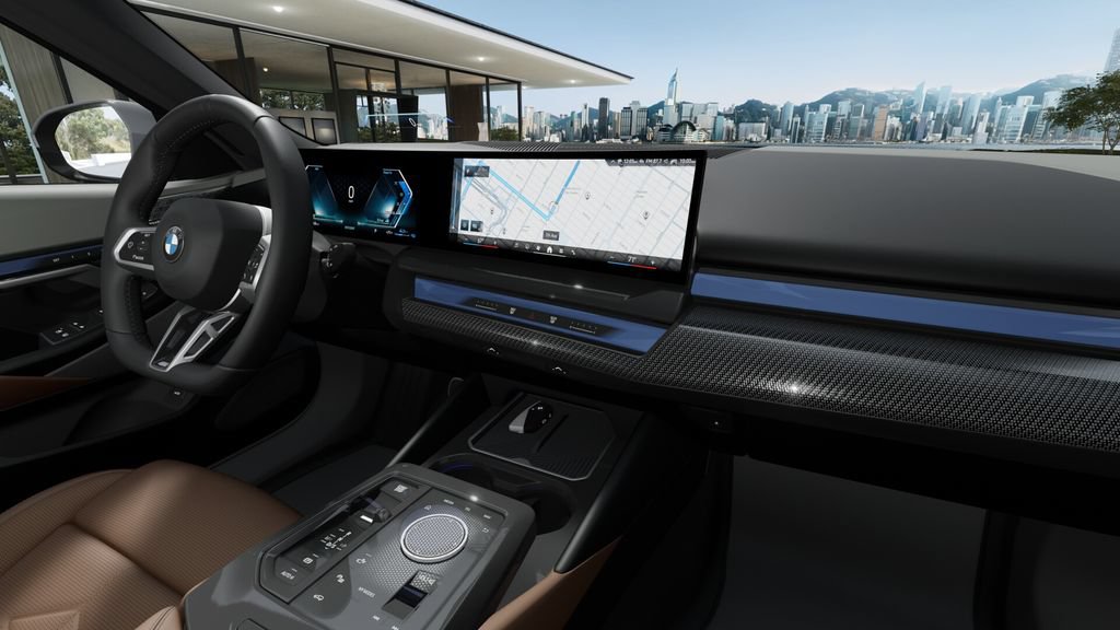 New 2027 BMW 550e xDrive AWD/4WD image 14