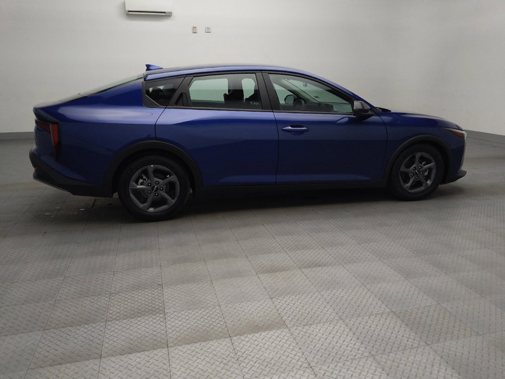 Used 2025 Kia K4 LXS image 10