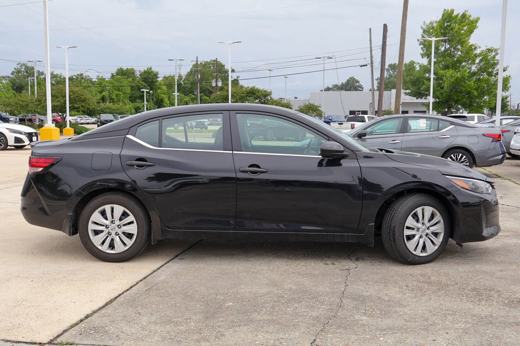 Certified 2025 Nissan Sentra S FWD image 18