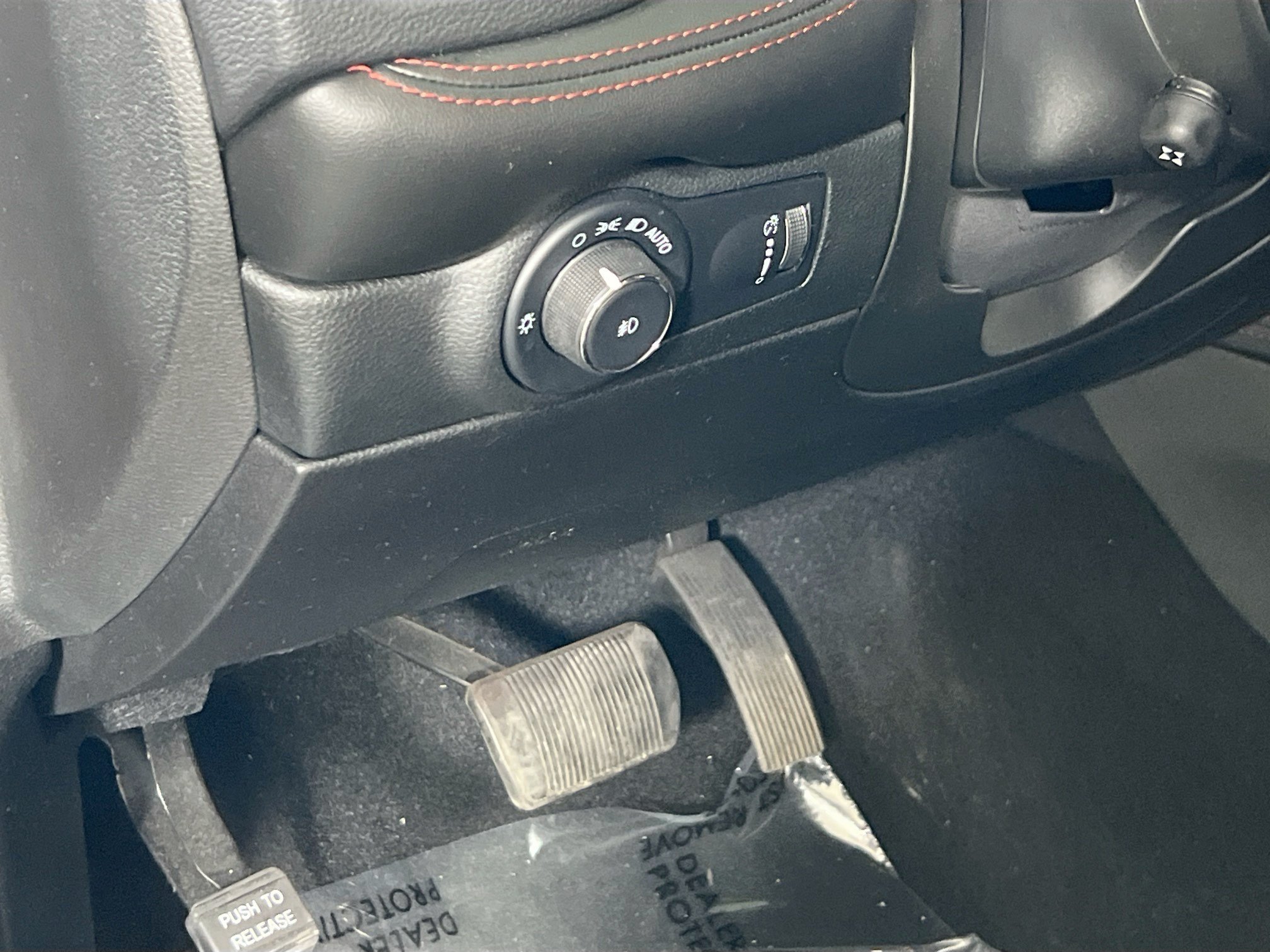 Used 2023 Dodge Durango R/T AWD/4WD image 10